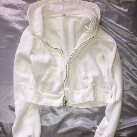 Brandy Melville Jackets & Blazers - Brandy Melville Jacket